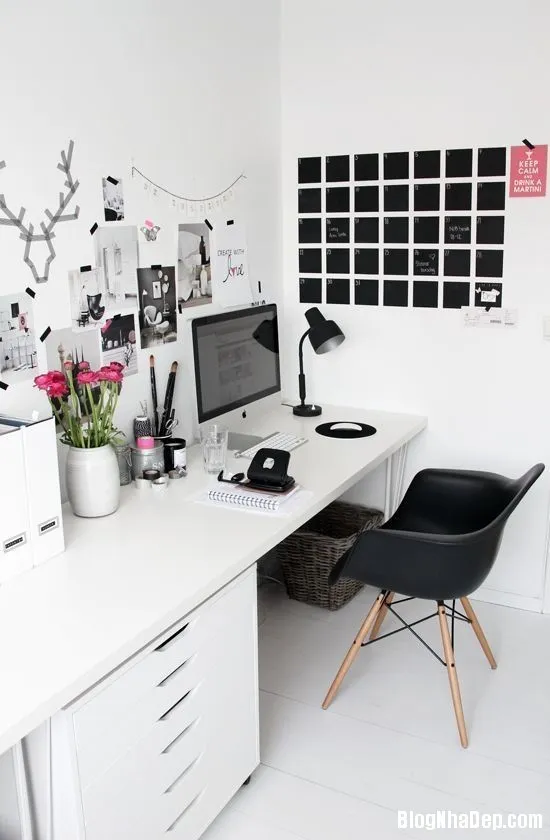 Phòng làm việc tại nhà cá tính với sắc màu đen trắng