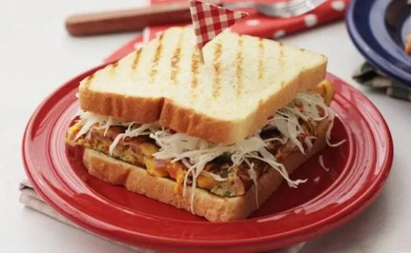 Bánh kẹp sandwich thơm ngon cho bữa sáng đầy dưỡng chất