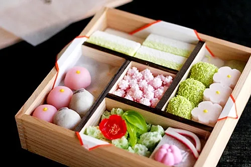 Bánh wagashi và thẩm mỹ cầu kỉ của ẩm thực Nhật Bản