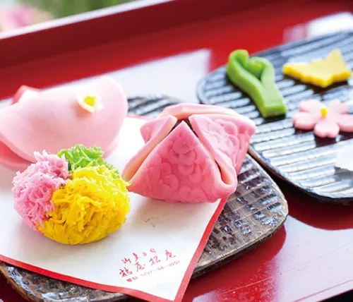 Bánh wagashi và thẩm mỹ cầu kỉ của ẩm thực Nhật Bản