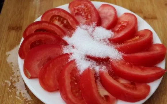 Bật mí công thức làm cà chua trộn đường siêu độc đáo, thơm ngon ‘ăn là nghiền’