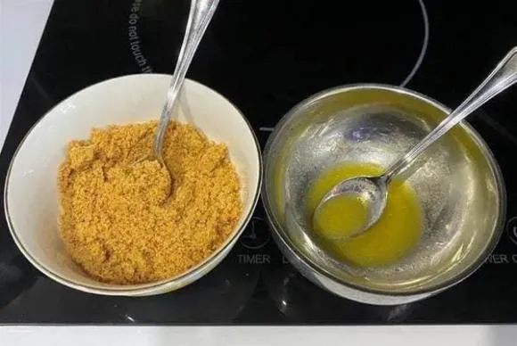 Cách làm bánh áp chảo, chỉ cần dùng một chiếc chảo mỏng, dày là có thể dễ dàng làm tại nhà