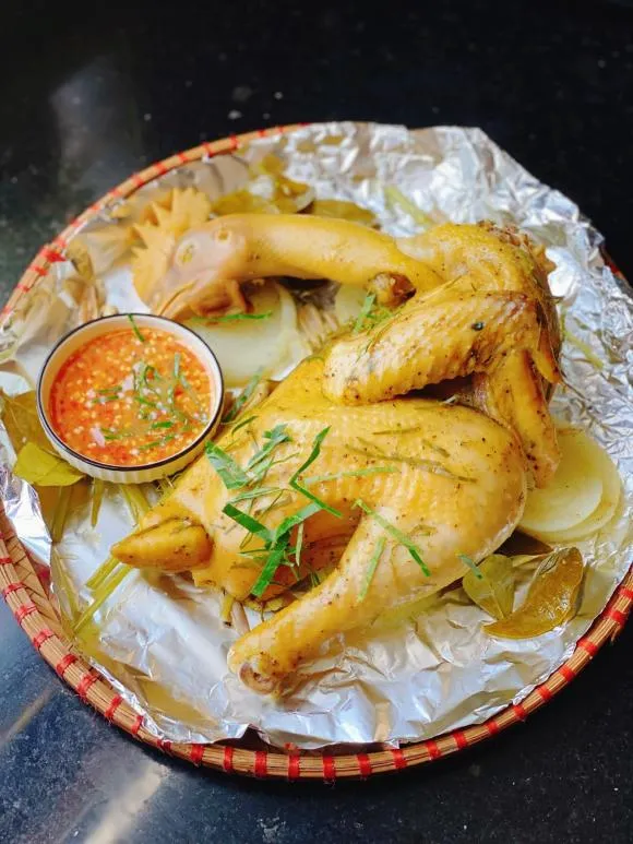 Cách làm gà hấp mía thơm ngon mà không lo béo, tốt cho sức khỏe