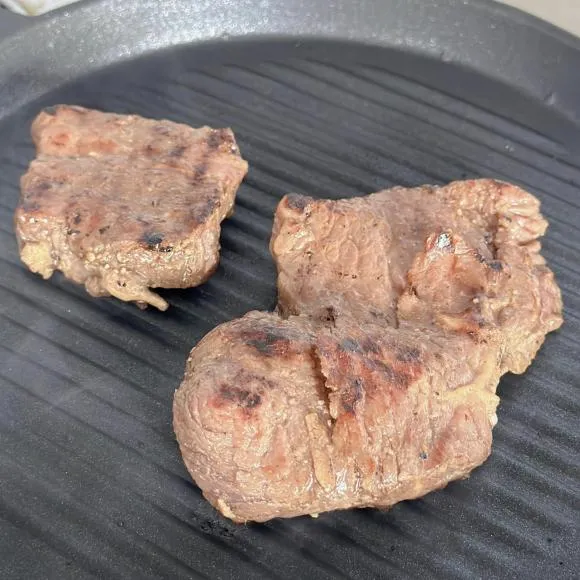Cách làm món gỏi bò tái ăn cực bắt miệng trong ngày chán cơm