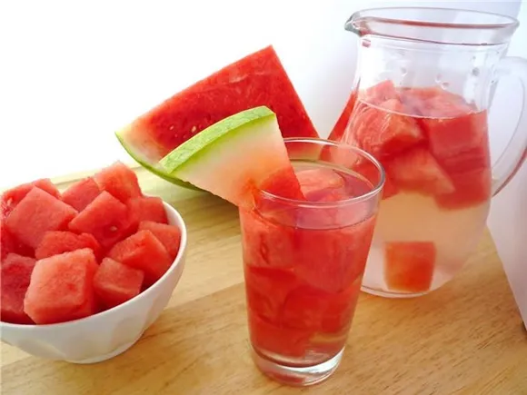 Cách làm những loại detox water đơn giản và phổ biến nhất