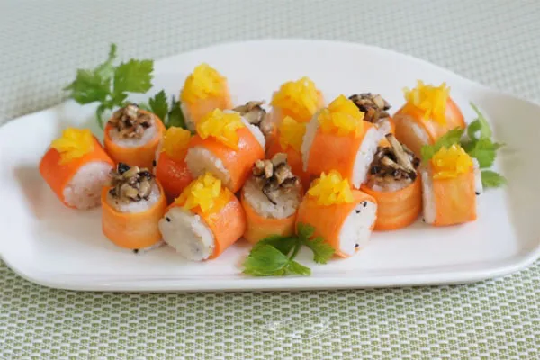 Cách làm sushi cơm kiểu mới đẹp mắt ngon miệng