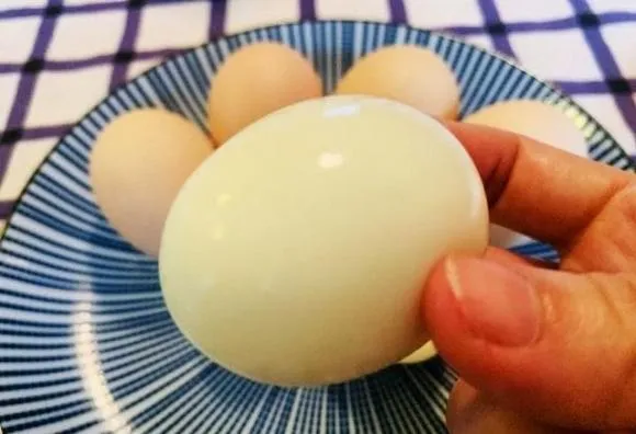 Cách nấu trứng như thế nào cho ngon? Chủ cửa hàng bán đồ ăn sáng: Nắm vững 3 điểm này, trứng chín mềm, bóc vỏ dễ và bổ dưỡng