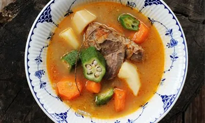 Canh bò hầm rau củ bổ dưỡng