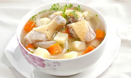 Canh gà nấu khoai tây – món ngon bổ dưỡng cho gia đình