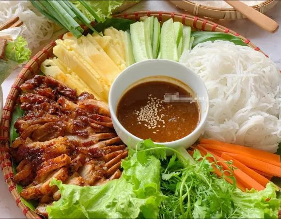 Chán cơm, làm ngay món thịt này cuốn với rau củ, đảm bảo thơm ngon đến miếng cuối cùng