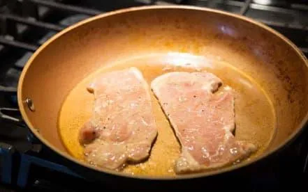 Chán ngán cách chế biến thịt lợn thông thường, thử ngay cách này không hề khó nhưng sẽ có bữa tối sang xịn chẳng kém nhà hàng