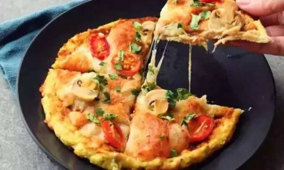 Công thức làm Pizza từ súp lơ đơn giản và ngon nhất, không cần dùng tới bột làm đế bánh