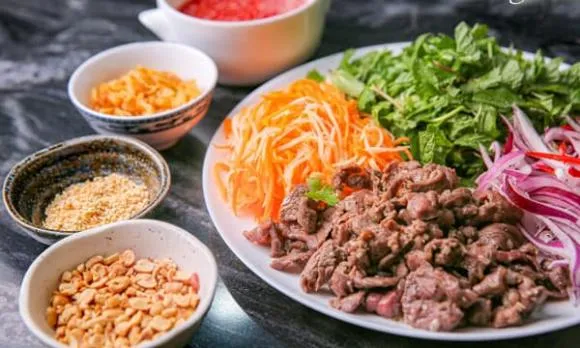 Gỏi bắp bò: Món lạ miệng, làm cực đơn giản mà ăn lại siêu ngon