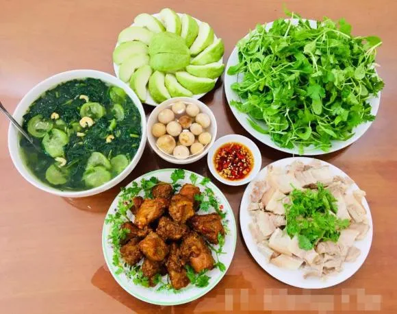 Gợi ý 30 mâm cơm nhà cho cả tháng ăn ngon, toàn món dễ nấu và ít trùng lặp