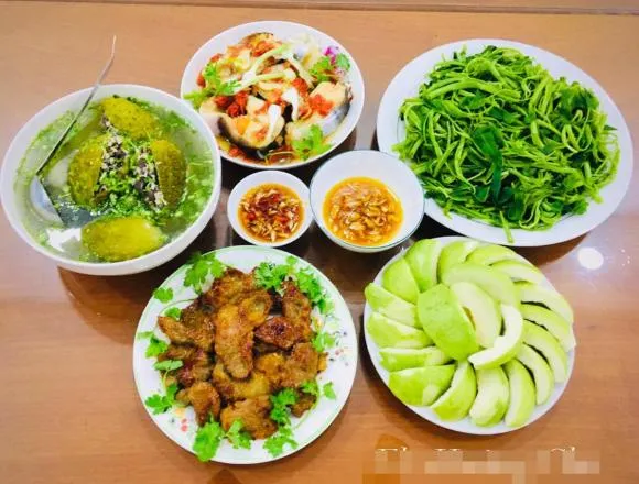 Gợi ý 30 mâm cơm nhà cho cả tháng ăn ngon, toàn món dễ nấu và ít trùng lặp