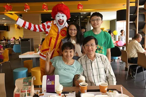 Hình ảnh quen thuộc tại hệ thống nhà hàng McDonald’s Việt Nam