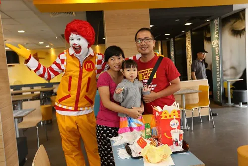 Hình ảnh quen thuộc tại hệ thống nhà hàng McDonald’s Việt Nam