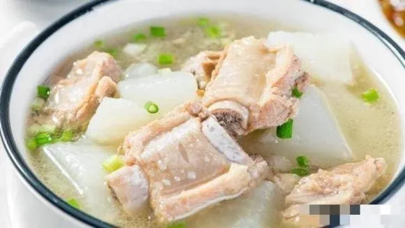 Khi nấu canh sườn heo, bạn hãy ghi nhớ 3 mẹo sau để món canh vừa ngon, vừa thơm, thịt mềm