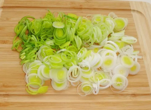 Lạ miệng với salad tỏi tây