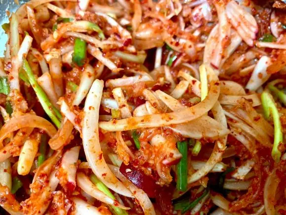 Làm kim chi bằng rau muống, ngon chuẩn vị không thua cải thảo