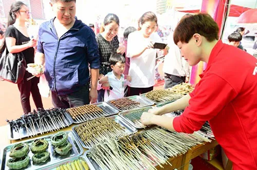 Lễ hội món ăn côn trùng ở Trung Quốc