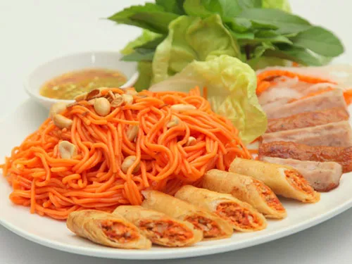 Mặc “áo mới” cho bún phở bằng rau, củ, quả