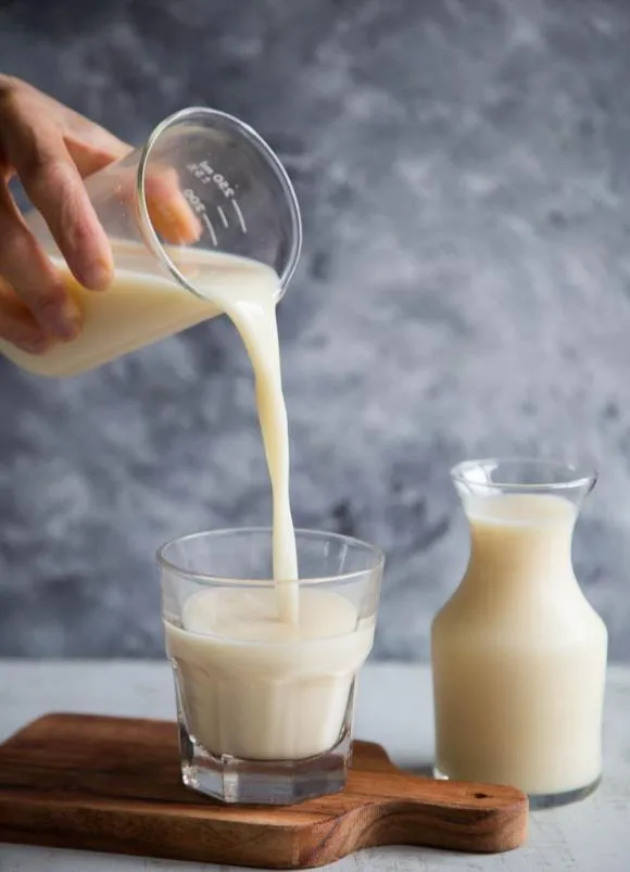 Mẹo làm sữa đậu nành đơn giản tại nhà: Không cần phải ngâm đậu, thành phẩm sánh mịn thơm ngon hơn thông thường