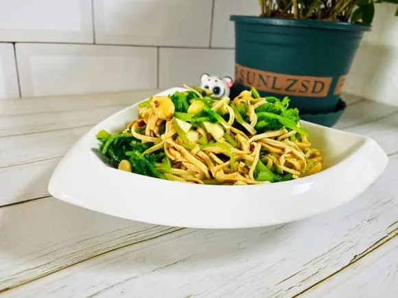 Món salad chua cay siêu ngon, không lo chán ăn dù trời nóng bức