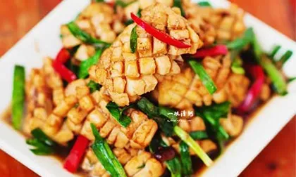 Mực xào hẹ – món ngon ‘tốn’ cơm