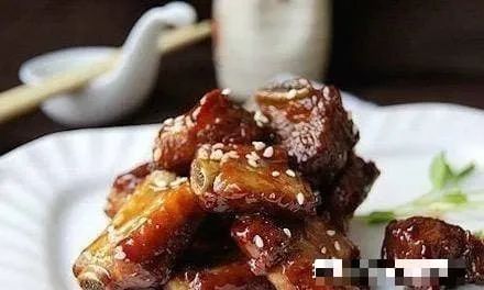 Muốn làm món sườn xào chua ngọt ngon, bạn chỉ cần cho thêm một chút ‘nó’ là ăn mãi không ngán!