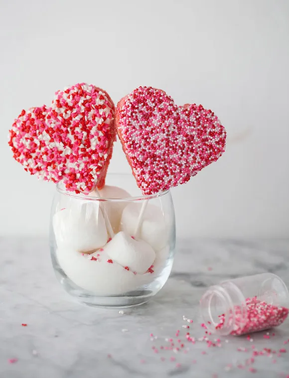 Phá cách với bỏng gạo ngọt ngào cho ngày Valentine