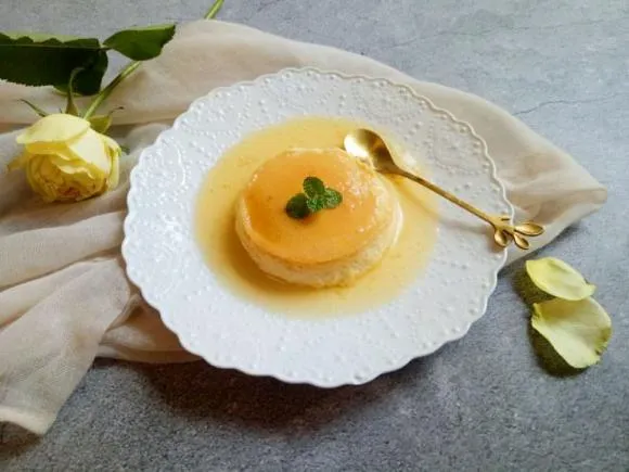 Pudding kem sữa trứng, ngon ngọt và tan mềm trong miệng