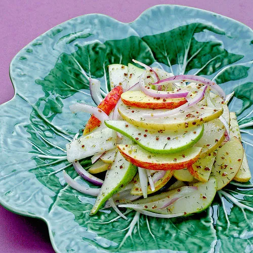 Salad lê táo lạ miệng đổi vị