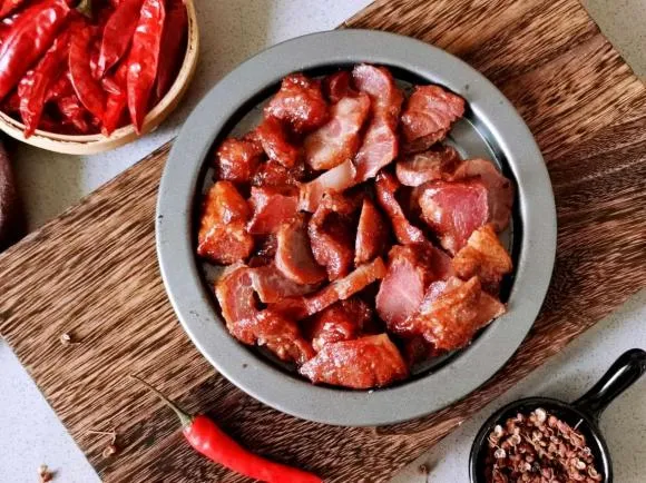 Thịt lợn nướng ngon gấp 10 lần thịt lợn kho. Chỉ cần 3 bước đơn giản là có ngay món thịt lợn nướng sốt mật ong ngon tuyệt