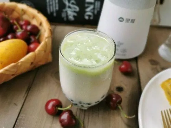 Thức uống giải nhiệt mùa hè – trà sữa matcha trân châu, đơn giản, bổ dưỡng, thơm ngon