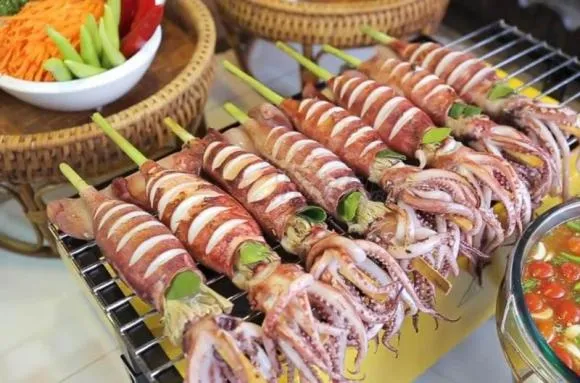 Top món ăn vặt đang gây sốt